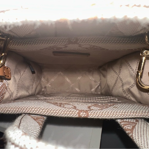 Michael Kors GiGi XS NS Shopper Tote XBody - Picture 6 of 6